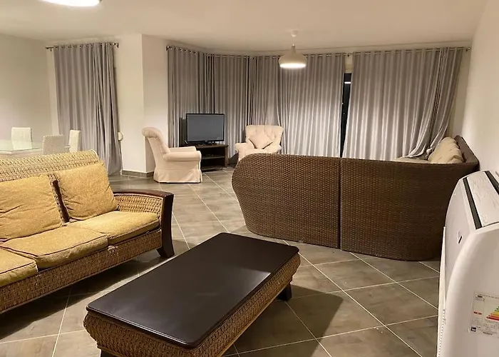 Spacious 6-brs In El-sokhna /beach & Pool Access Ain Sukhna
